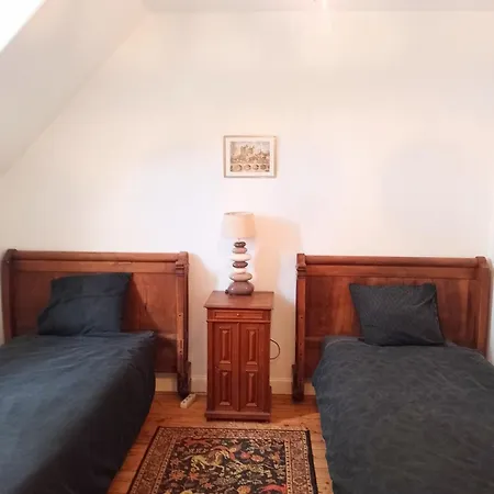 Hennessy Hunting Estate Aubigne (Deux-Sevres)