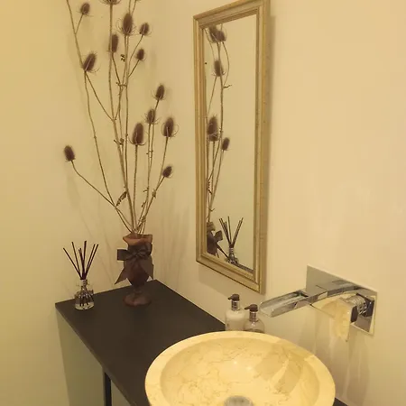 Hennessy Hunting Estate Aubigne (Deux-Sevres)