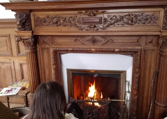 Hennessy Hunting Estate * Aubigne (Deux-Sevres)